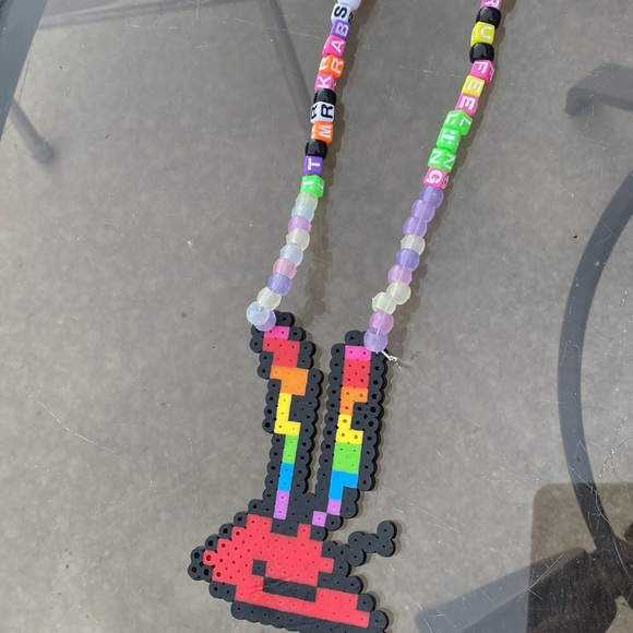 “Are you feeling it Mr Krabs” Mr Krabs Kandi Rave Necklace UV Sun Reactive - Picture 3 of 3